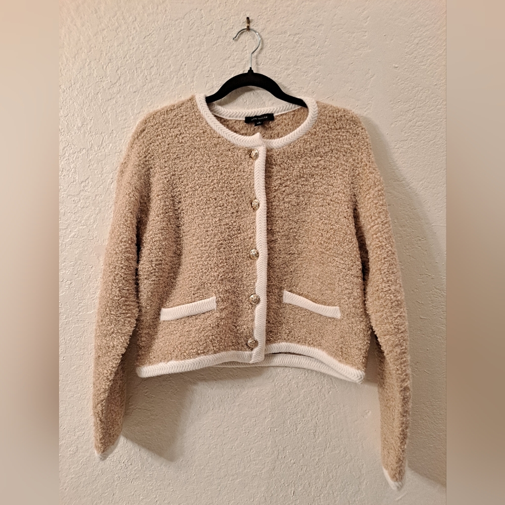 Ann Taylor Cream & White Boucle Teddy Button Front Jacket Women's Size Medium
